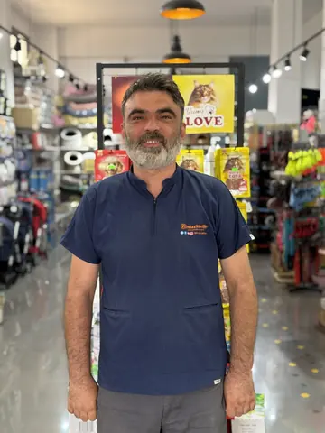 Gökhan Ak, Pet kuaför